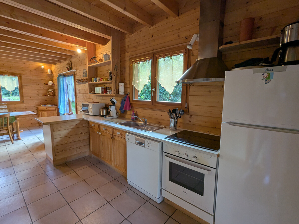 Chalet 90m² au Tholy : terrasse, verger et accès montagne - Photo 3