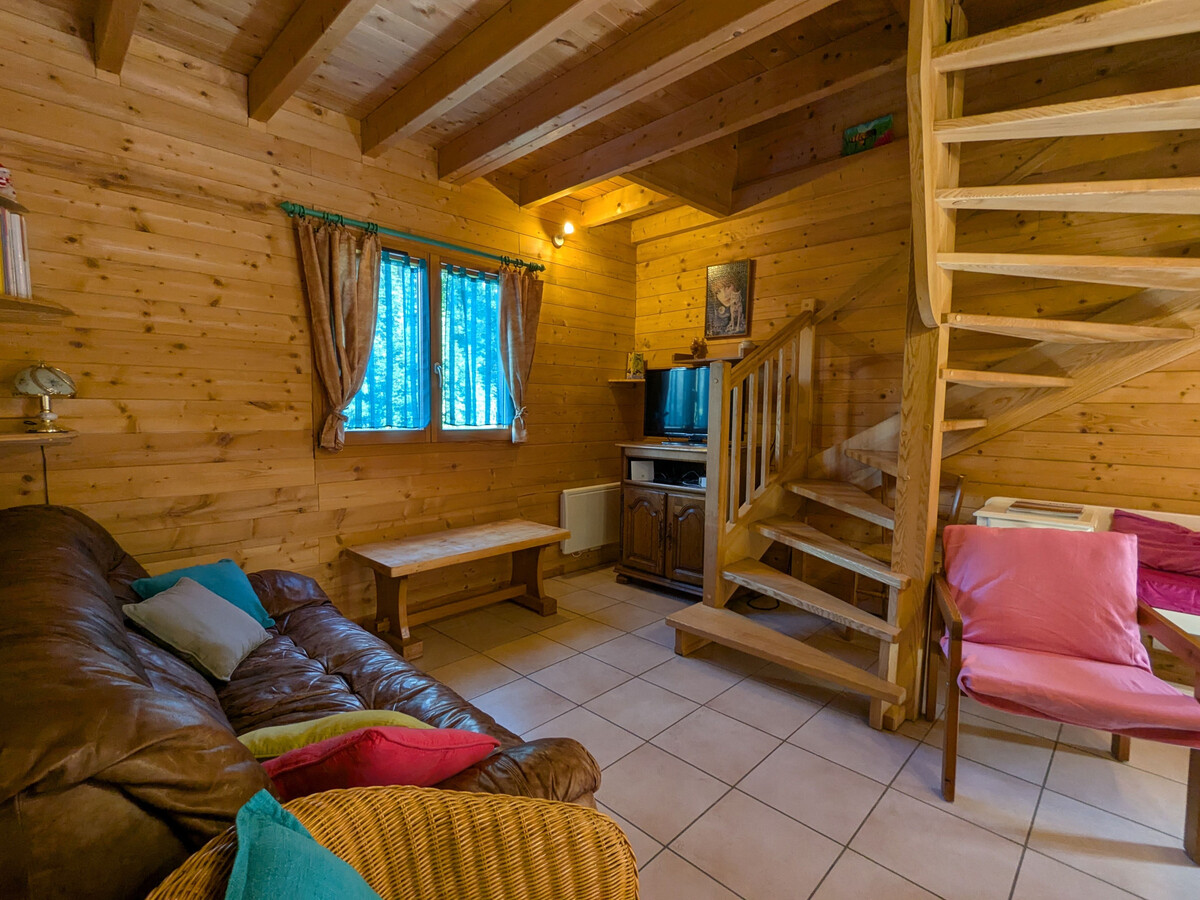 Chalet 90m² au Tholy : terrasse, verger et accès montagne - Photo 4