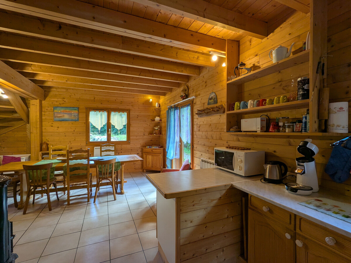 Chalet 90m² au Tholy : terrasse, verger et accès montagne - Photo 5