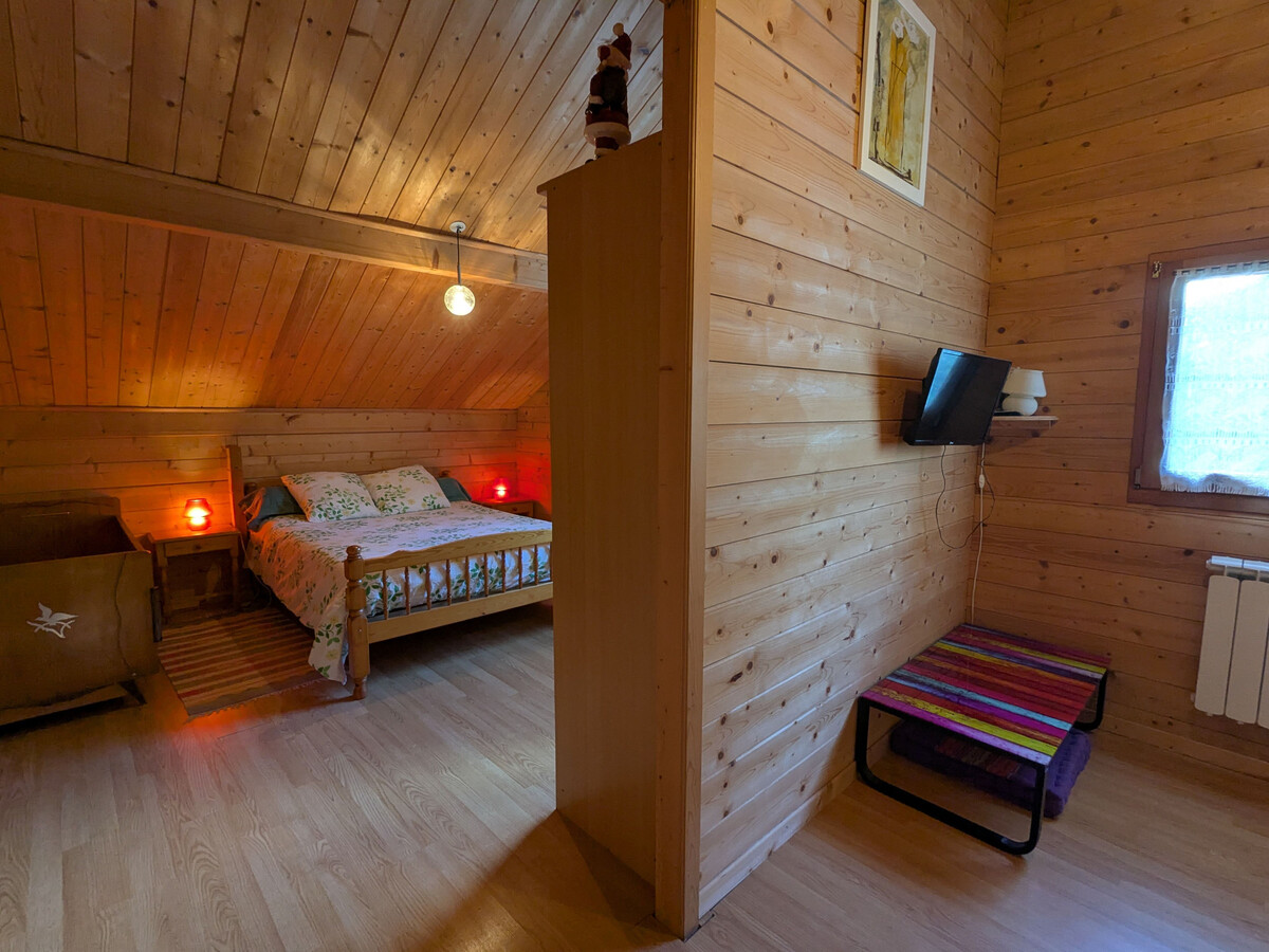 Chalet 90m² au Tholy : terrasse, verger et accès montagne - Photo 12