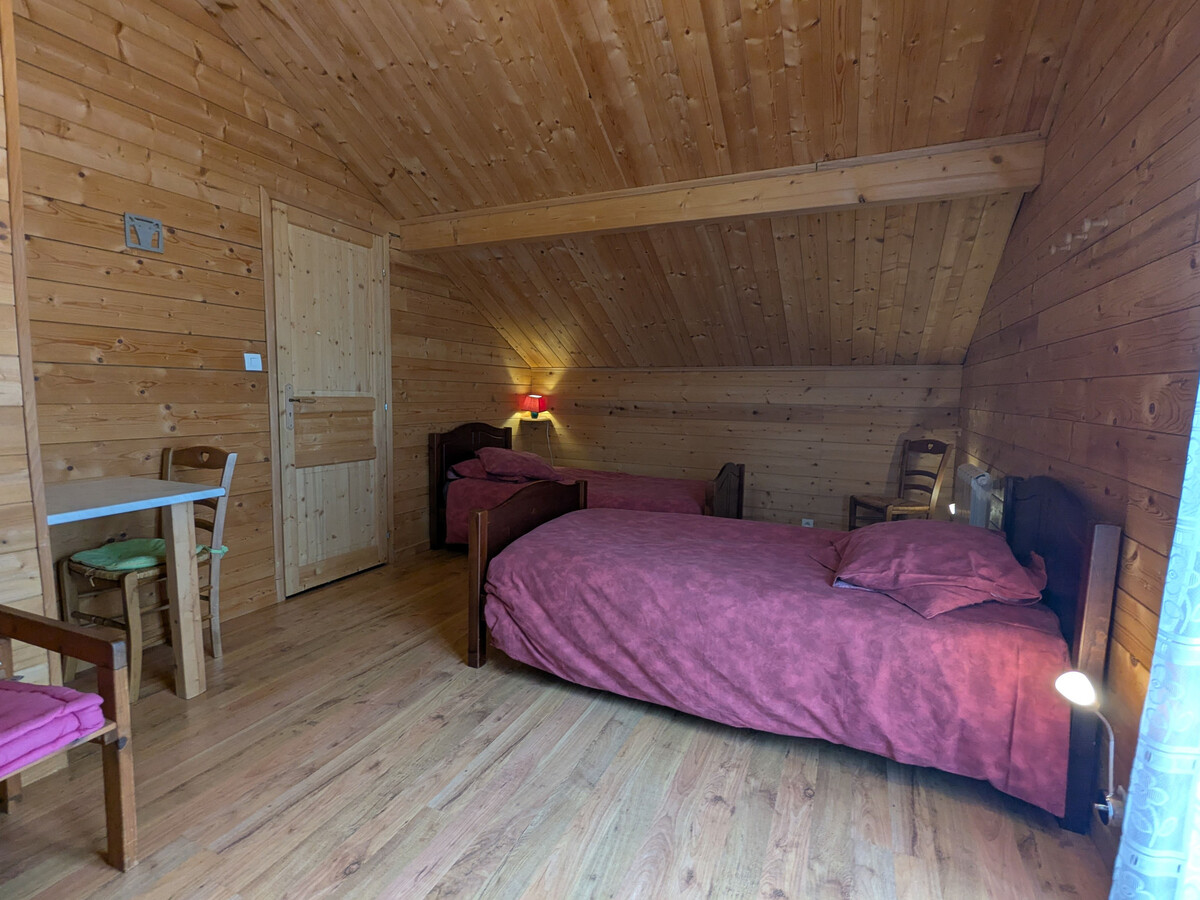 Chalet 90m² au Tholy : terrasse, verger et accès montagne - Photo 18
