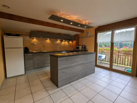 Appartement Confortable avec Accès Facile, Proche Ski et Randonnée - Photo 3