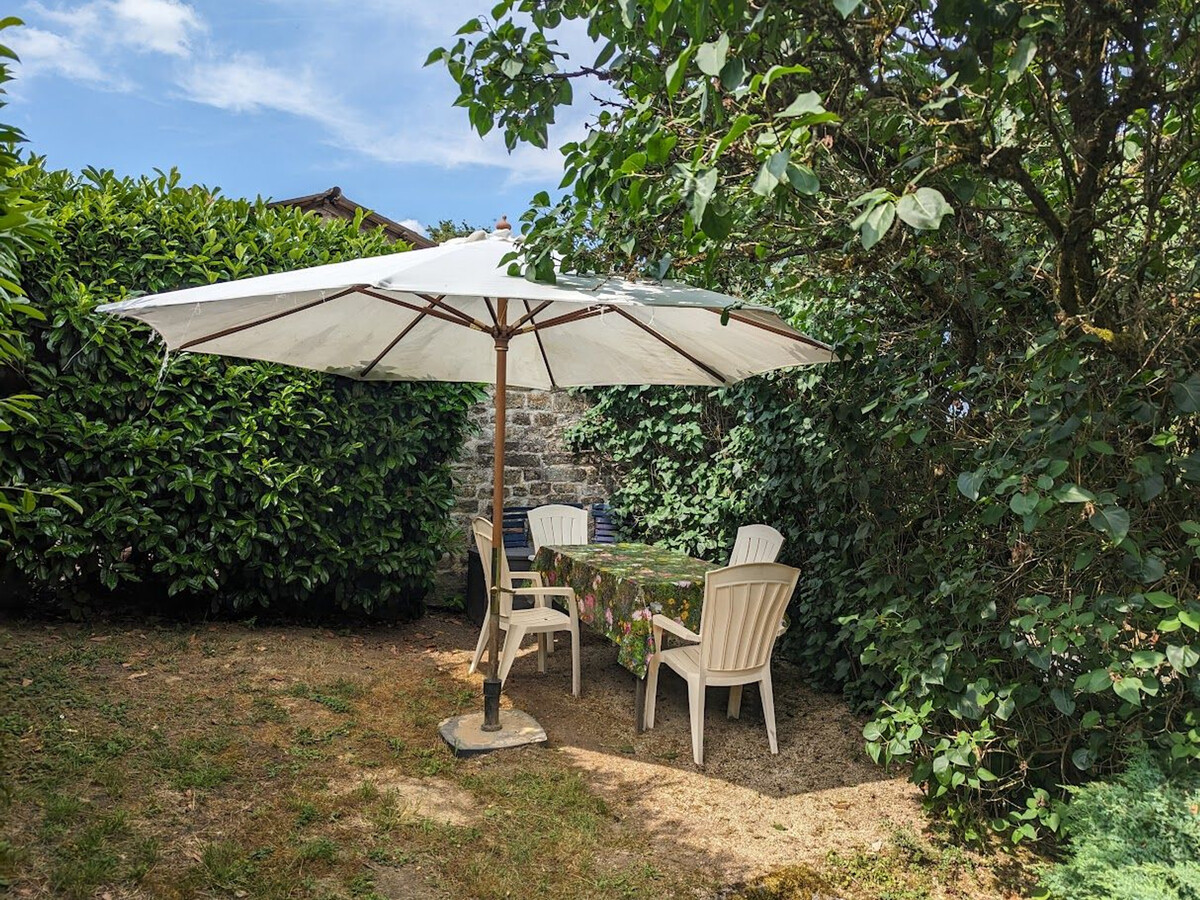 Gîte 4 pers. à Saint-Ouen-lès-Parey, terrasse et jardin clos - Photo 3