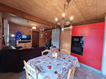 Chalet chaleureux face aux pistes, proche Gérardmer, idéal pour famille, balcon et terrasse - Photo 5