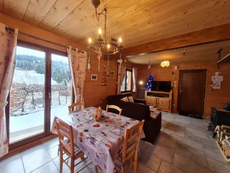 Chalet chaleureux face aux pistes, proche Gérardmer, idéal pour famille, balcon et terrasse - Photo 6