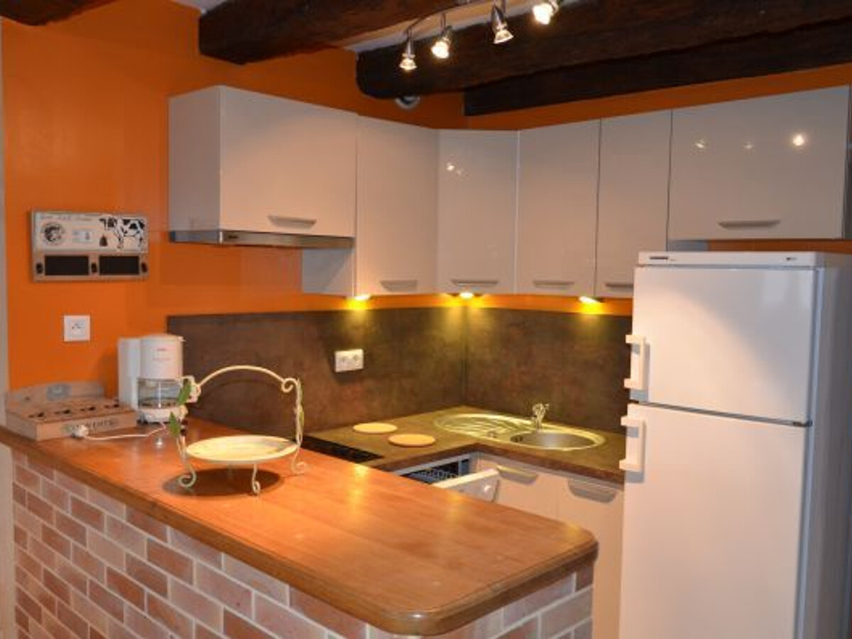 Gîte de ferme rénovée à Senaide, 5 pers., terrasse - Photo 2