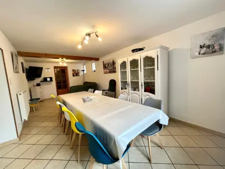 Location gite à Granges Aumontzey Aumontzey, Gîte authentique avec terrasse couverte, 16 km de Gérardmer, 4 chambres, équipement bébé, Wi-Fi inclus