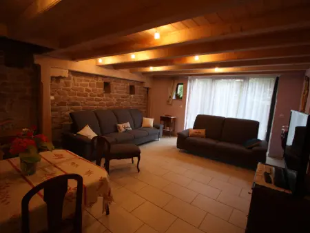 Grande Ferme Rénovée avec Jardin, Terrasse et Sentiers à Proximité - Vosges - Photo 5