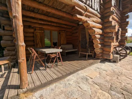 Fuste insolite avec balcon et terrasse dans les Vosges - Photo 1