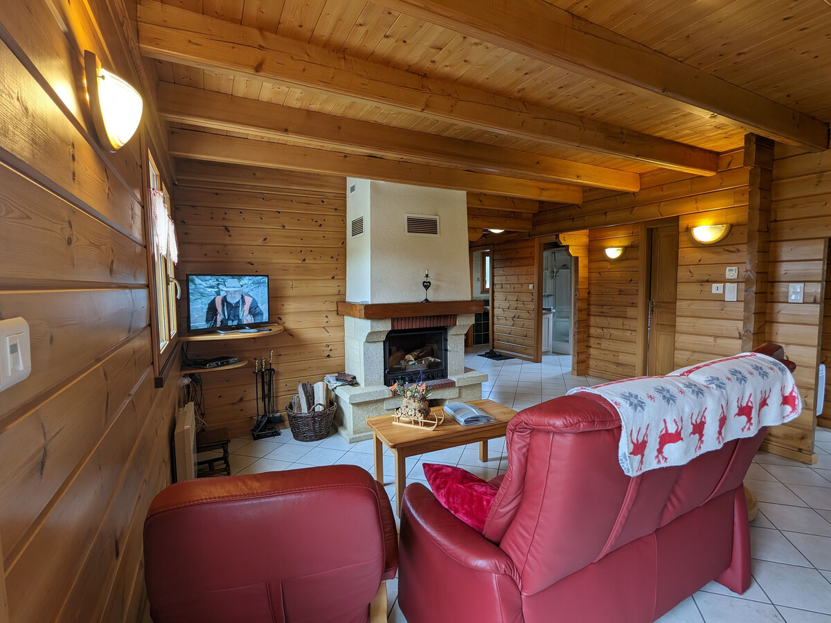 Chalet 6 pers. avec terrasse, forêt & ski à 15 km - Photo 4