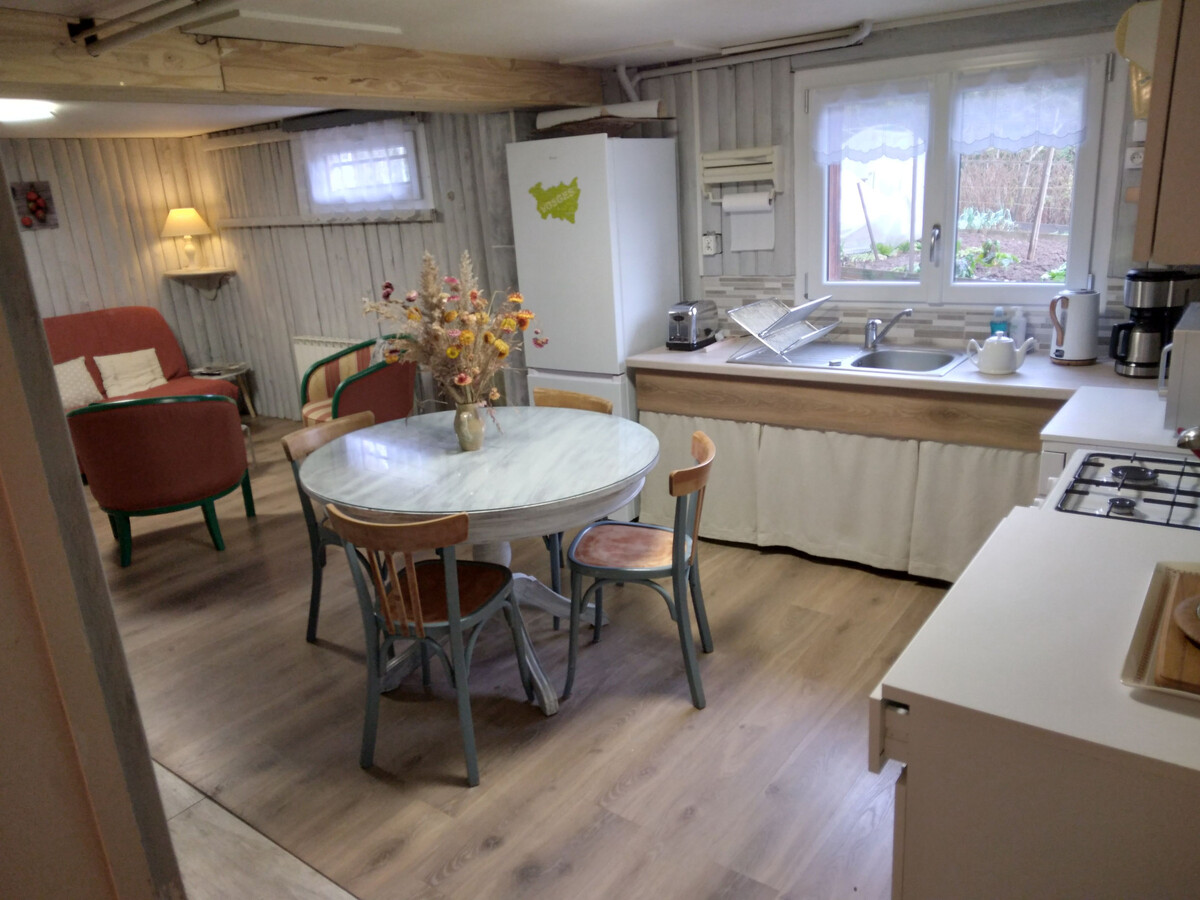 Gîte en forêt avec visite de ruche, 4 personnes - Photo 4