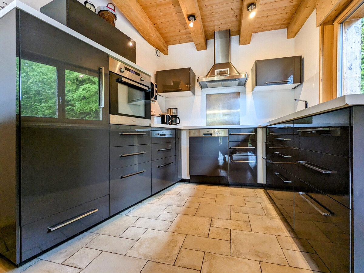 Chalet bois 8 pers., terrasse 100 m² à Liézey - Photo 3