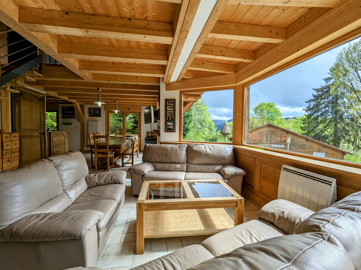 Chalet bois 8 pers., terrasse 100 m² à Liézey - Photo 5
