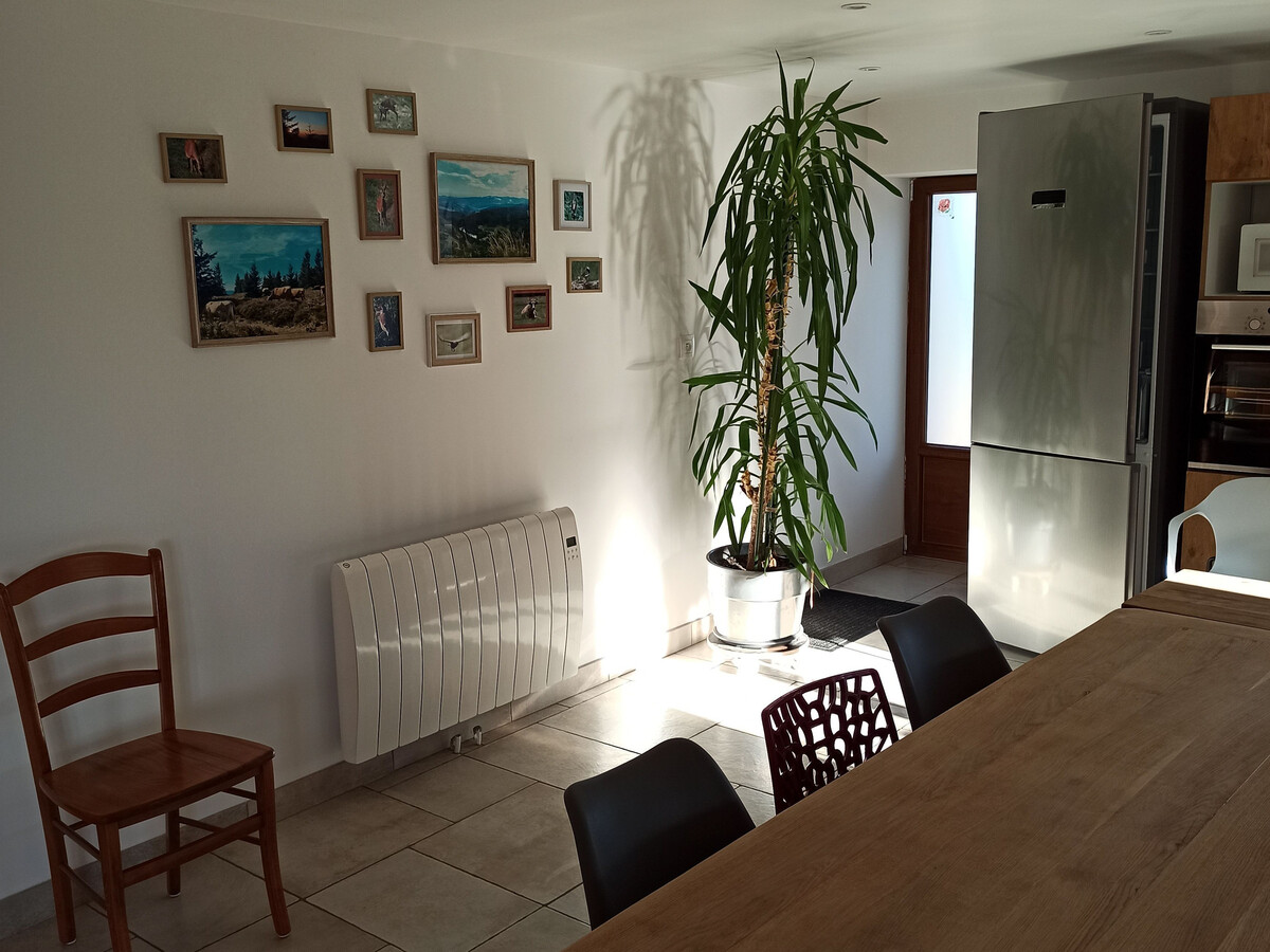 Gîte 10 personnes à Champ-le-Duc, 4 chambres, jardin et barbecue - Photo 4