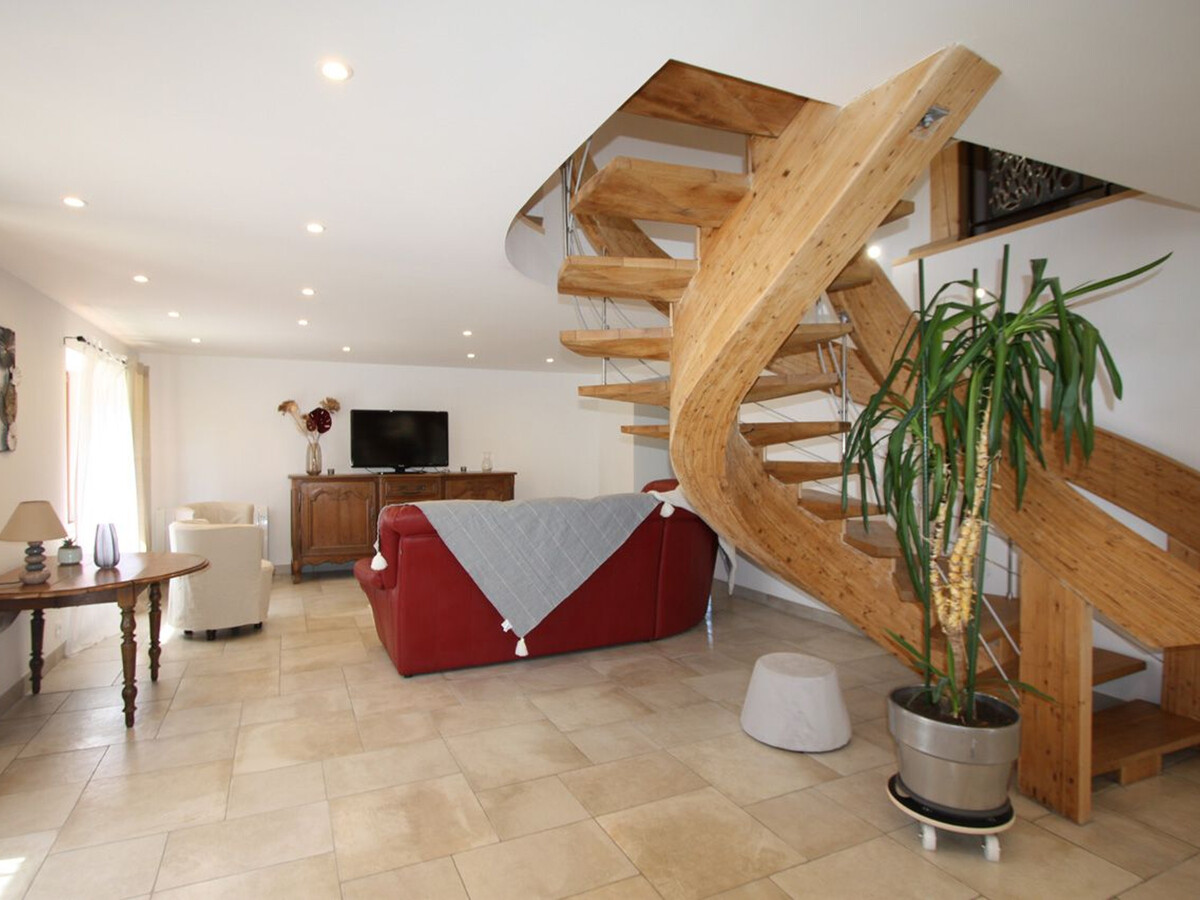 Gîte 10 personnes à Champ-le-Duc, 4 chambres, jardin et barbecue - Photo 5