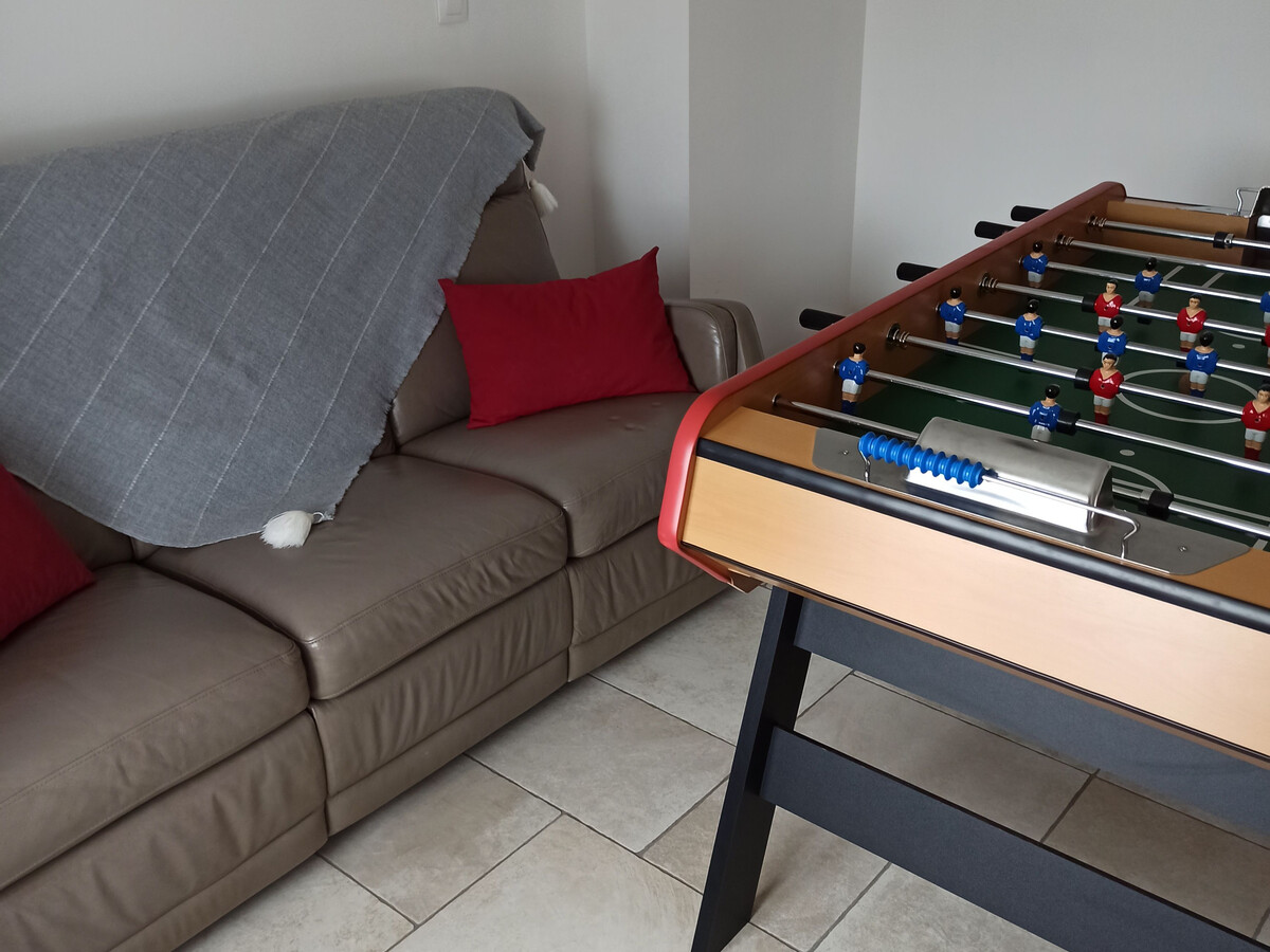 Gîte 10 personnes à Champ-le-Duc, 4 chambres, jardin et barbecue - Photo 8