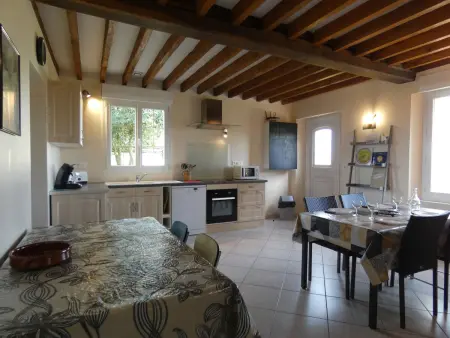Gîte du Petit Potron : 5 pers, billard et 3000 m² de jeux : photo 35