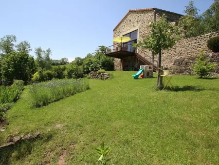 Bergerie restaurée 6 pers. à Céaux-d'Allègre, près du lac : photo 2