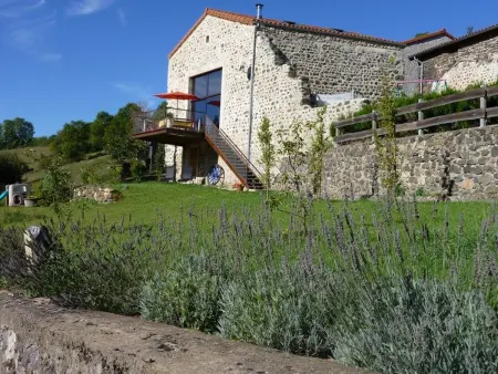 Bergerie restaurée 6 pers. à Céaux-d'Allègre, près du lac : photo 23