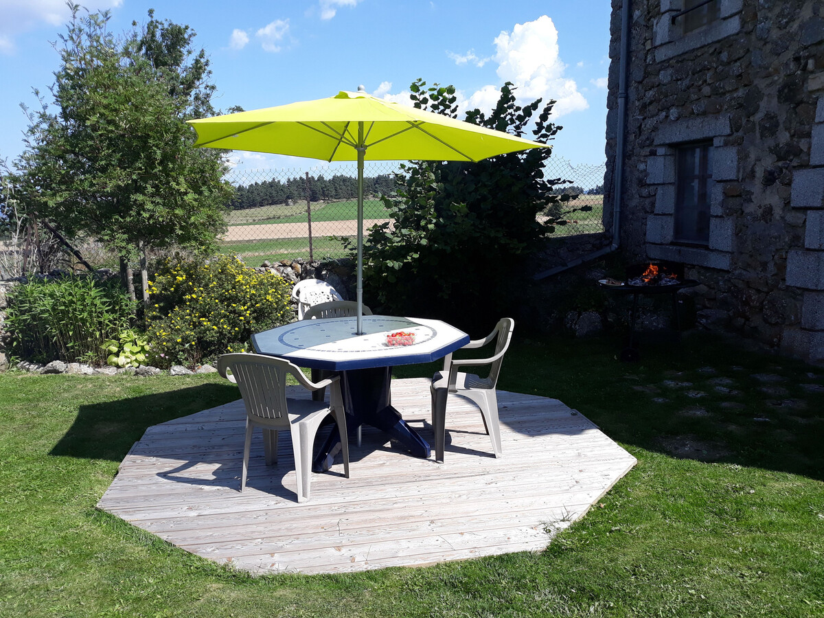 Gîte de caractère 6 pers. à Saugues avec cheminée et équipements bébé - Photo 5