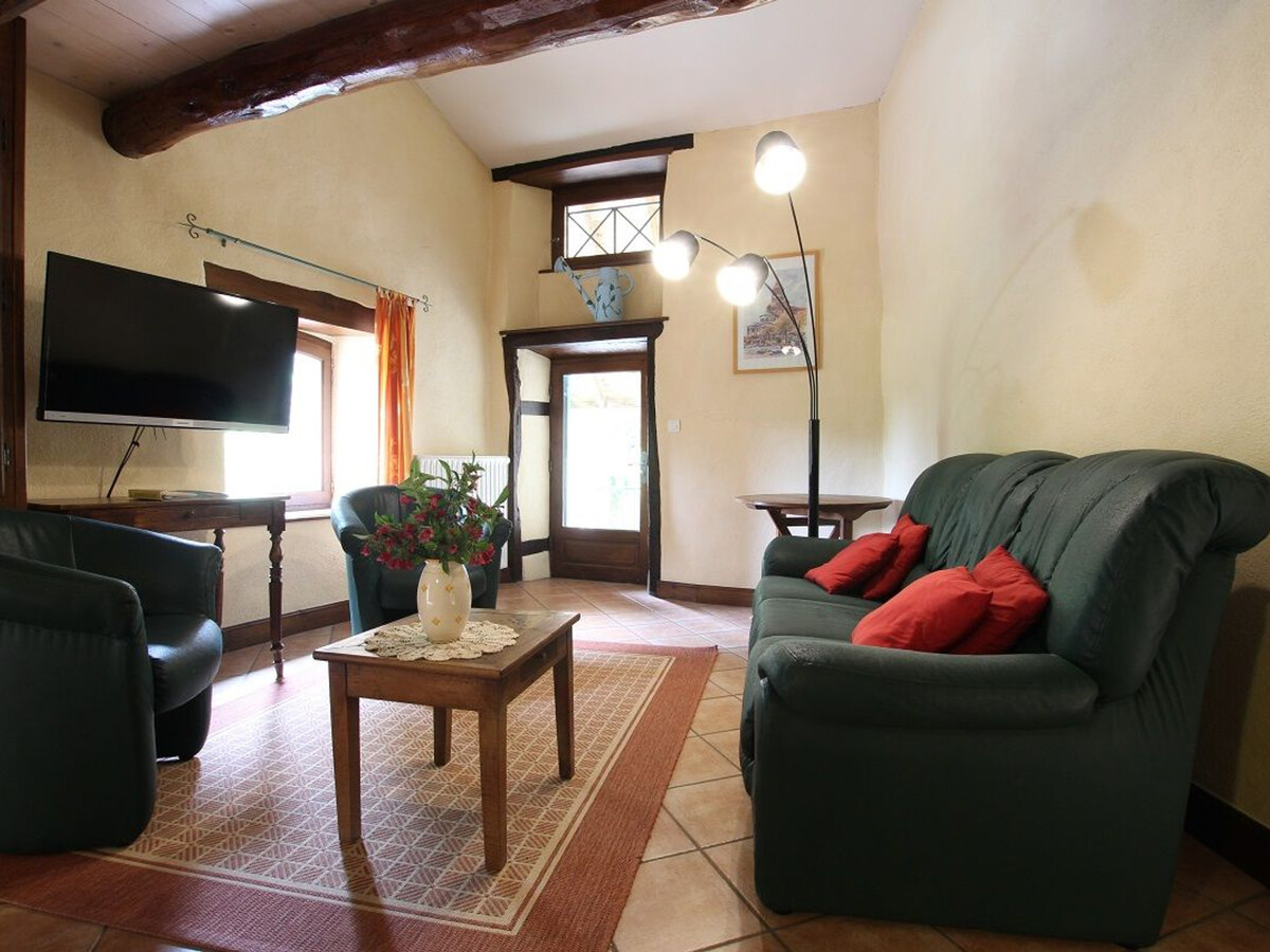 Gîte 10 pers., 5 chambres, grande terrasse à Villeneuve-d'Allier - Photo 3