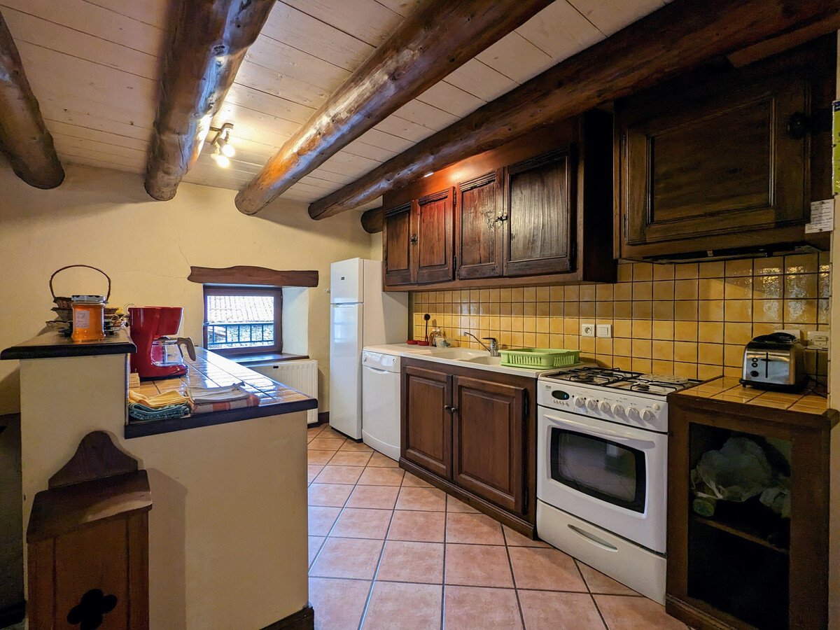 Gîte 10 pers., 5 chambres, grande terrasse à Villeneuve-d'Allier - Photo 4