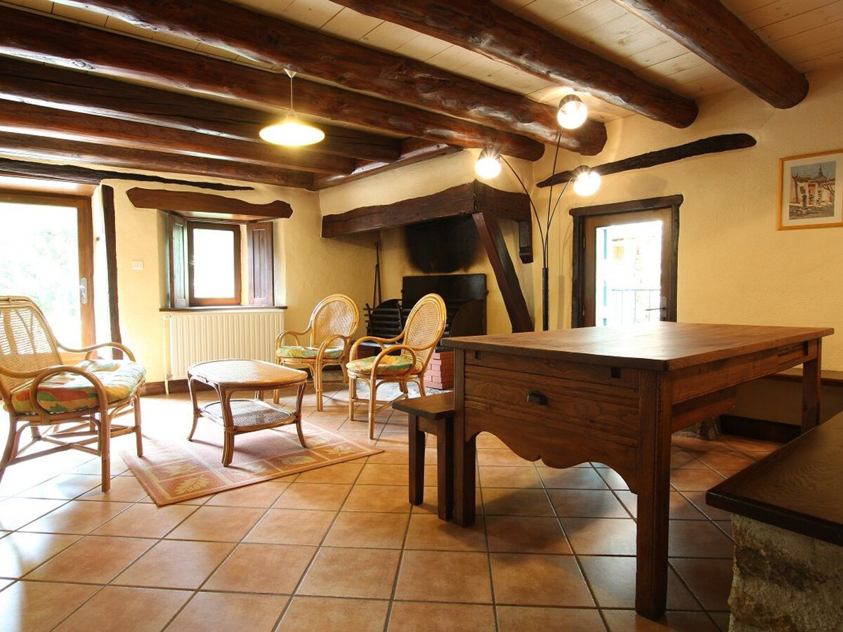 Gîte 10 pers., 5 chambres, grande terrasse à Villeneuve-d'Allier - Photo 5
