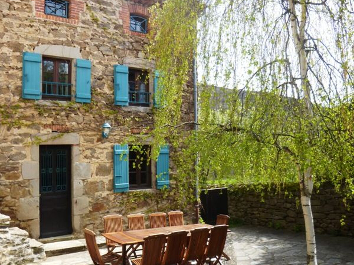 Gîte 10 pers., 5 chambres, grande terrasse à Villeneuve-d'Allier - Photo 17