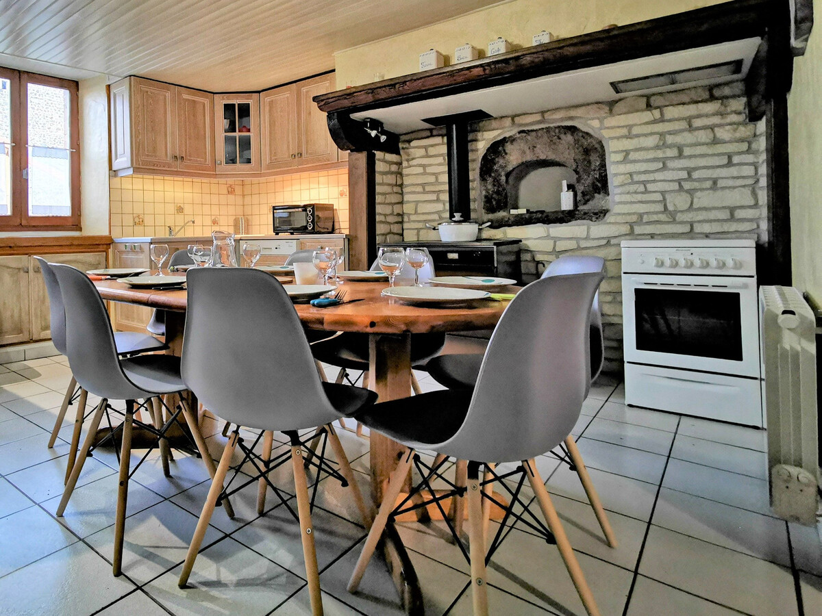 Gîte 8 personnes avec cour privée à Mazerat-Aurouze - Photo 7