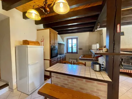 Gîte 4 chambres Saint-Vert, 2000 m² avec vue collines : photo 7