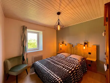 Gîte 4 chambres Saint-Vert, 2000 m² avec vue collines : photo 12