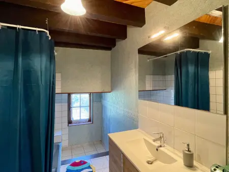 Gîte 4 chambres Saint-Vert, 2000 m² avec vue collines : photo 15