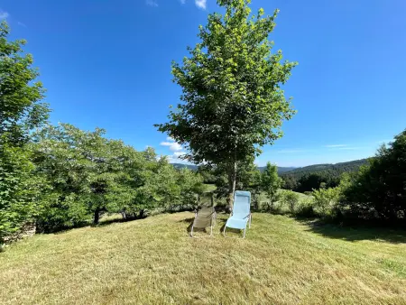 Gîte 4 chambres Saint-Vert, 2000 m² avec vue collines : photo 18