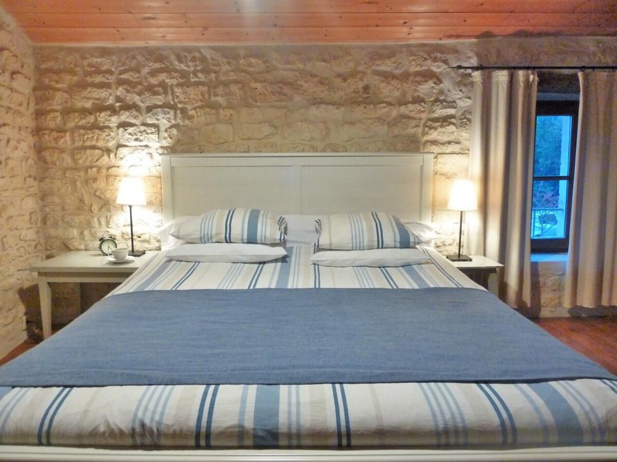 Gîte XVIIIème siècle avec piscine couloir de nage - Photo 3