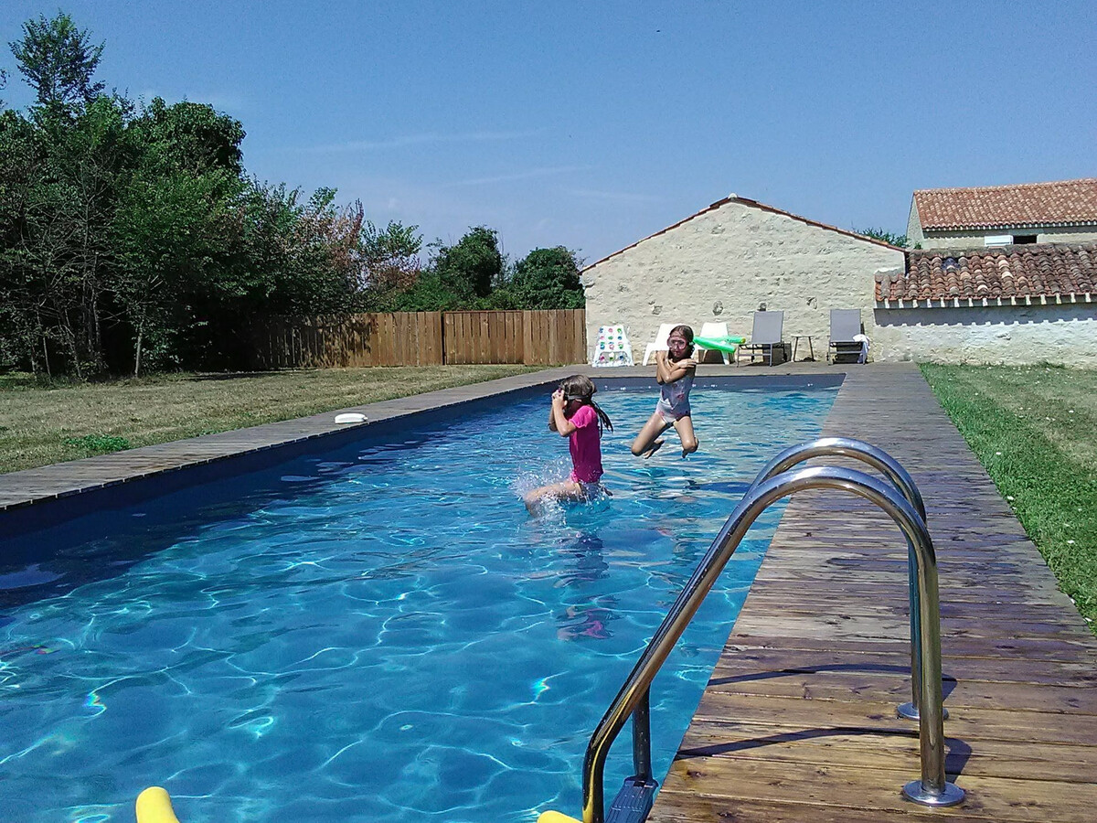 Gîte XVIIIème siècle avec piscine couloir de nage - Photo 8