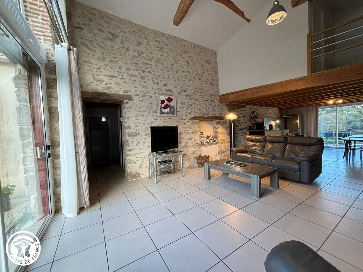 Gîte dans ancienne grange rénovée, 6 pers., PMR, terrasse - Photo 5