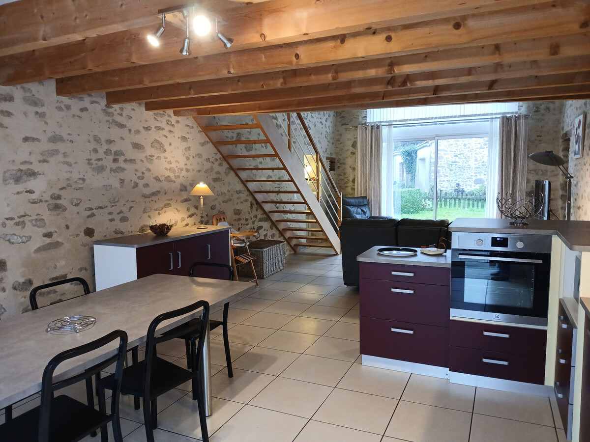 Gîte dans ancienne grange rénovée, 6 pers., PMR, terrasse - Photo 9