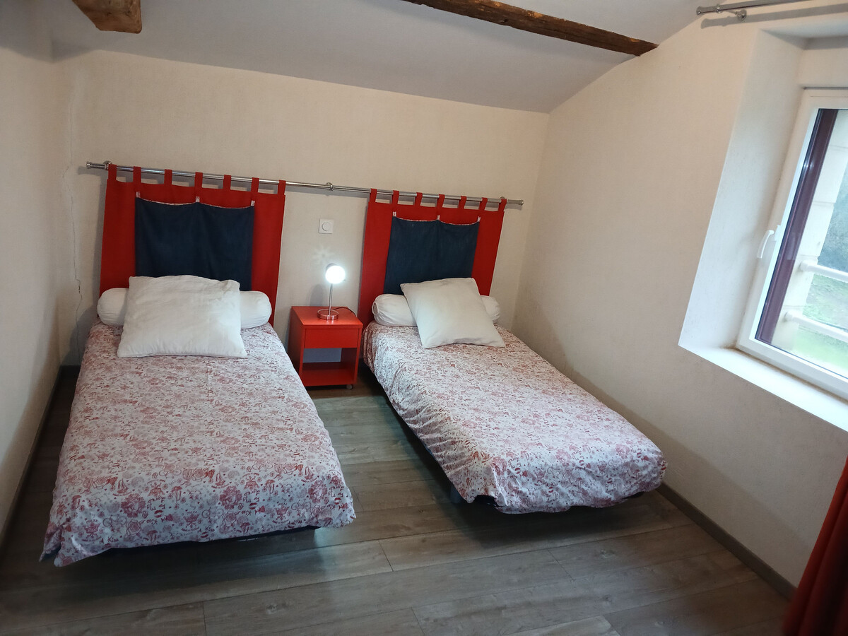 Gîte dans ancienne grange rénovée, 6 pers., PMR, terrasse - Photo 12