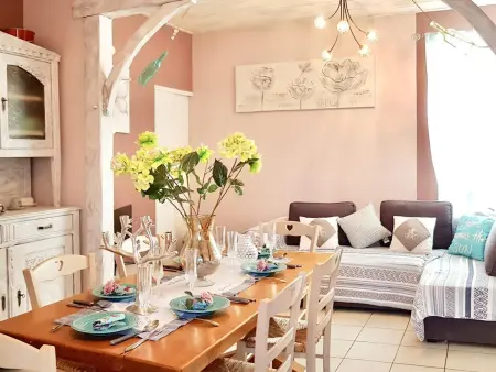 Location gite à Brem, Charmante maison rénovée à la ferme, idéale pour familles, à proximité de pêche et nature