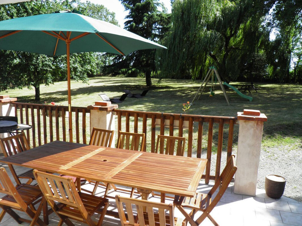 Gîte ancien moulin, étang privé et jardin 1100 m² à Foussais-Payré - Photo 3
