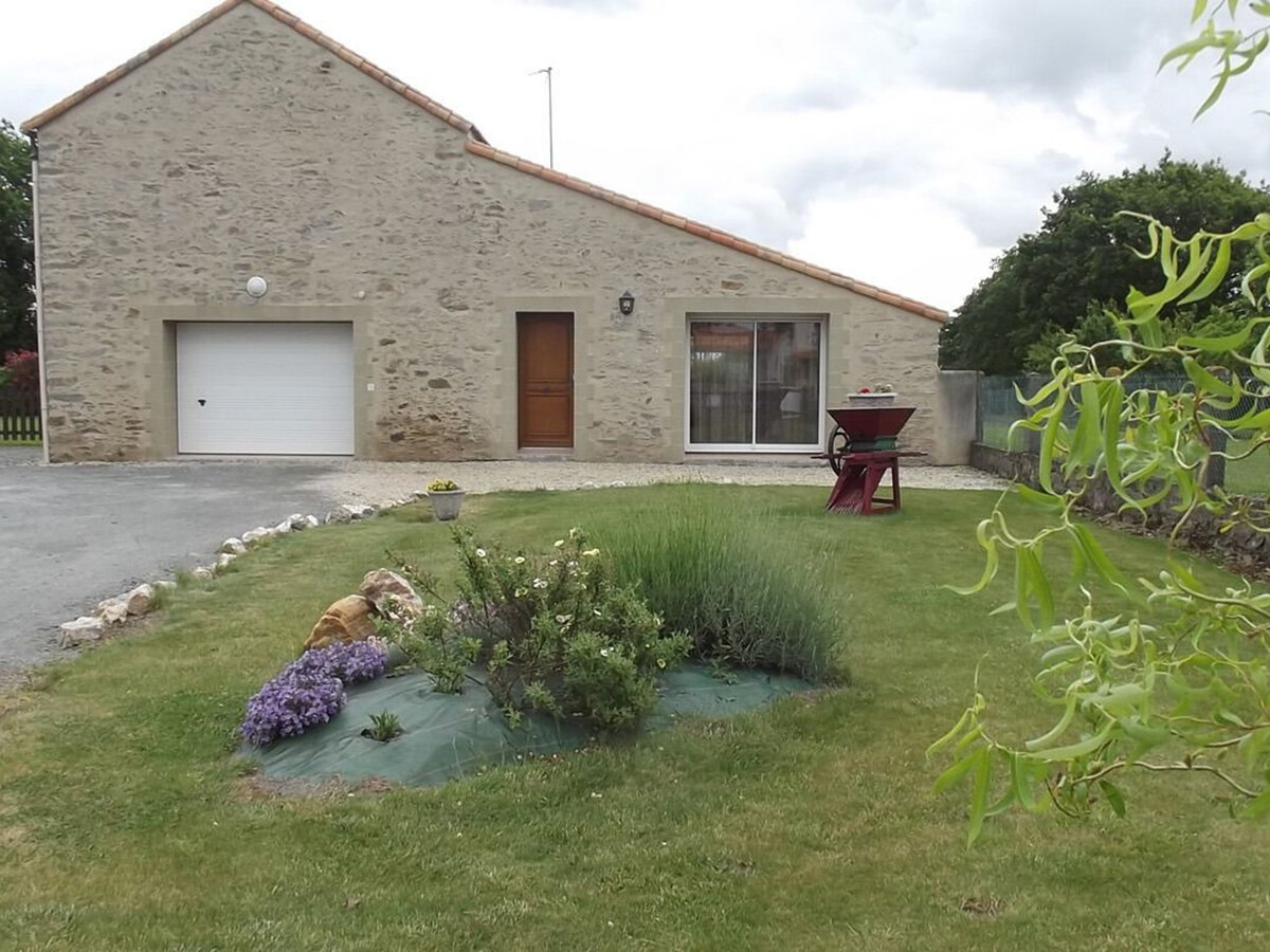 Gîte grange rénovée 7 pers., 1200 m² de terrain à La Garnache - Photo 1