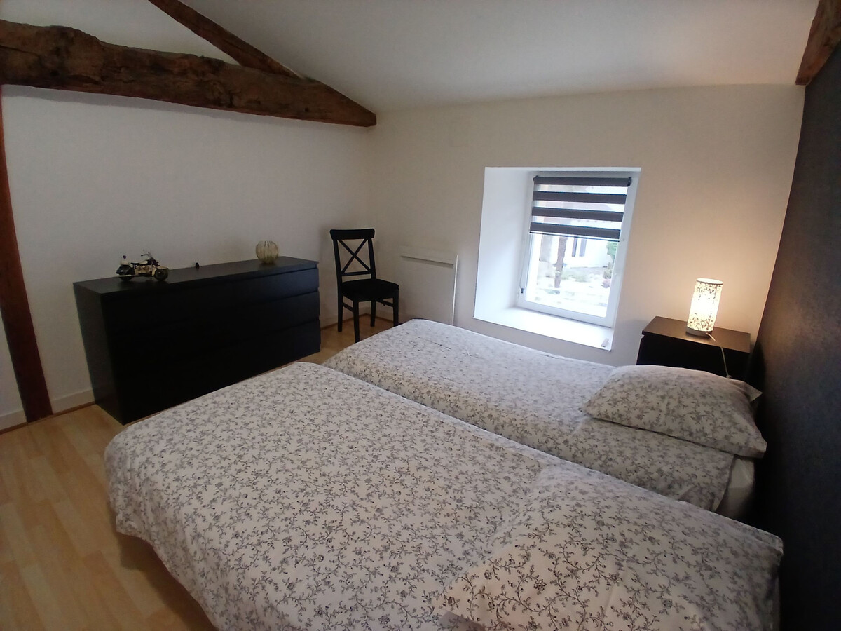 Maison ancienne rénovée, 6 pers., 2 terrasses – La Gaubretière - Photo 13