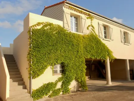 Gîte en plein bourg avec terrasse ensoleillée, vélos à disposition et parking – proche thalasso et plages - Photo 12