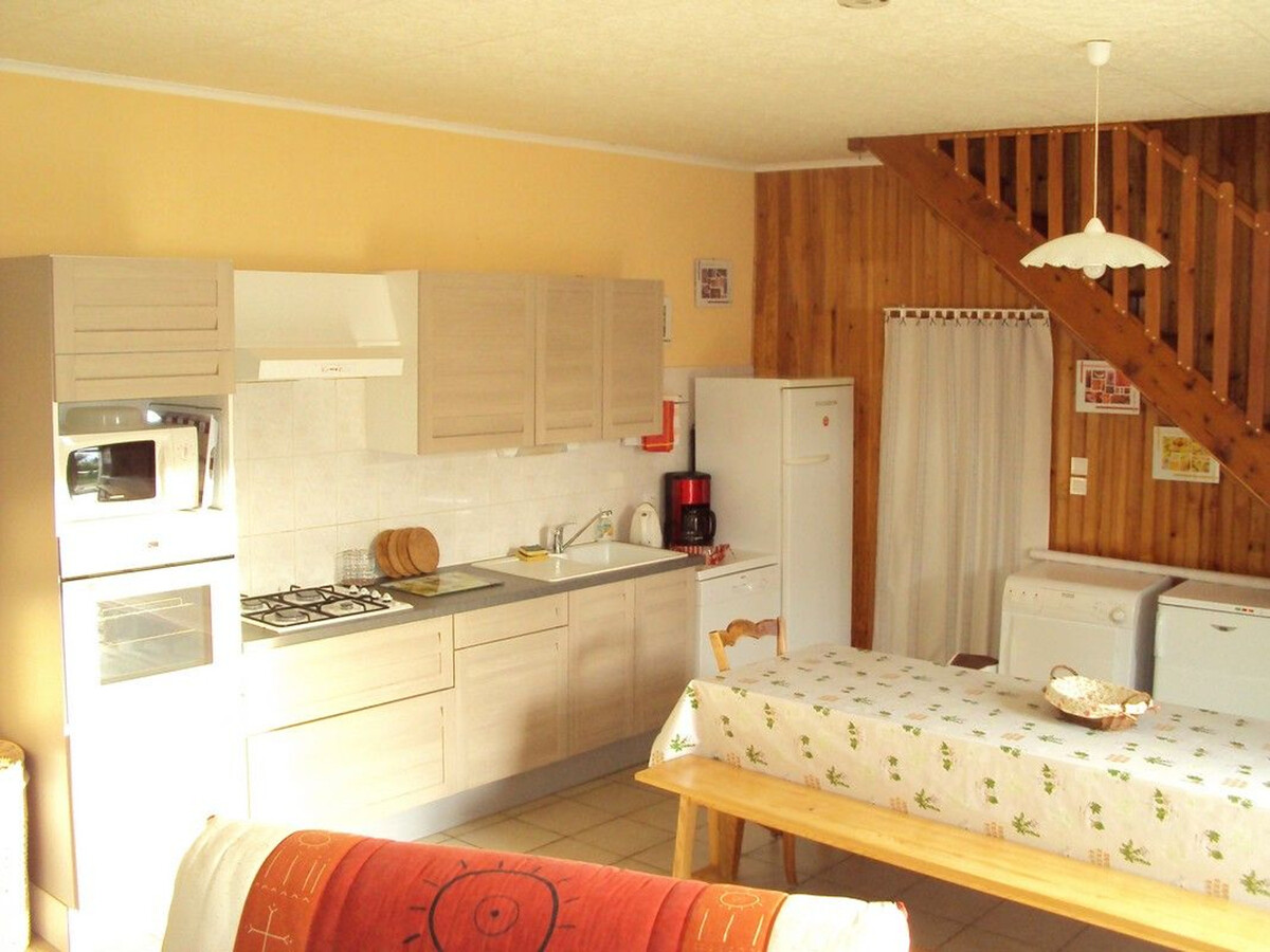 Gîte 8 personnes avec jardin clos, spa et équipements bébé - Photo 5