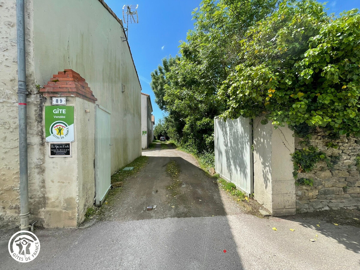 Gîte 2 pers. dans ancienne école, terrasse et vélos - Photo 16