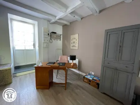 Gîte 3 personnes dans ancienne école, terrasse et vélos - Photo 5