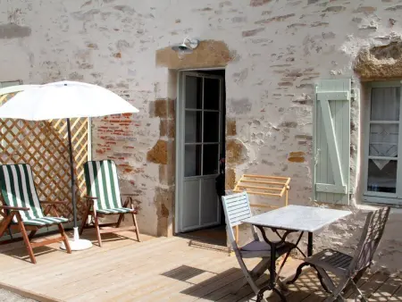 Gîte 3 personnes dans ancienne école, terrasse et vélos - Photo 11