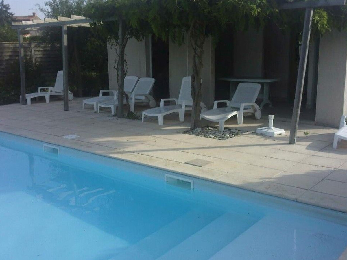 Gîte rénové 6 pers., piscine chauffée et jardin clos - Photo 11