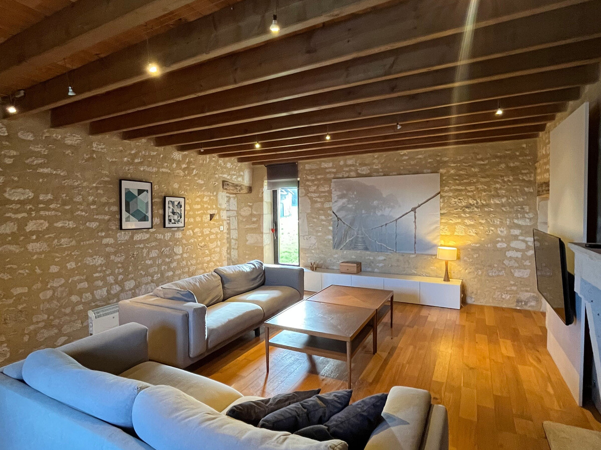 Ancienne ferme 18e siècle, 4 chambres, piscine, 4 hectares - Photo 12