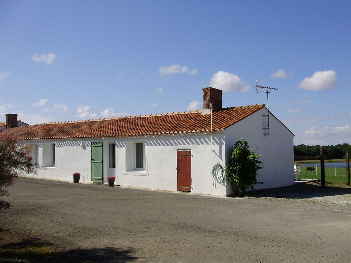 Gîte 6 pers. avec étang privé et terrain à Vairé - Photo 2